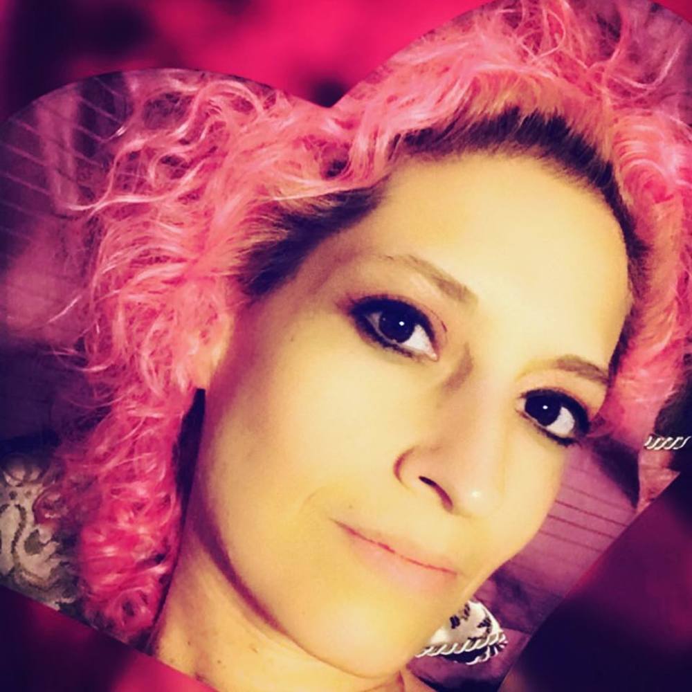 Meet your Posher, Carey